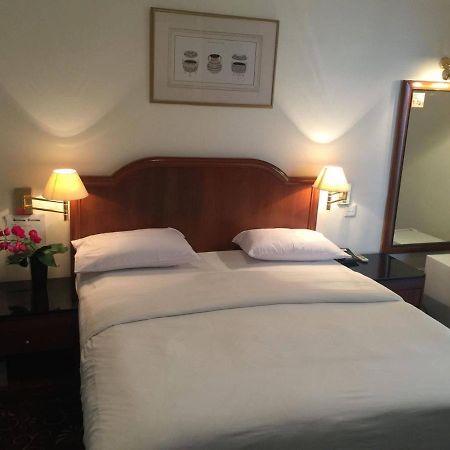 Amber Hotel Katong Singapore Ngoại thất bức ảnh