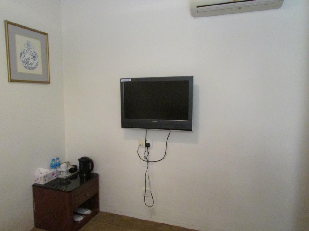 Amber Hotel Katong Singapore Ngoại thất bức ảnh